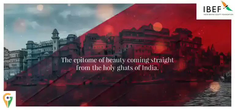 With vibrant colours derived from organic dyes, #BanarasiSarees are a perfect choice for #Sustainablefashion.
#VocalForLocal #BrandIndia #Vocal4handmade #GI @indhandloom @TexMinIndia @MEAIndia @smritiirani @PMOIndia https://t.co/hia4VsecYK
