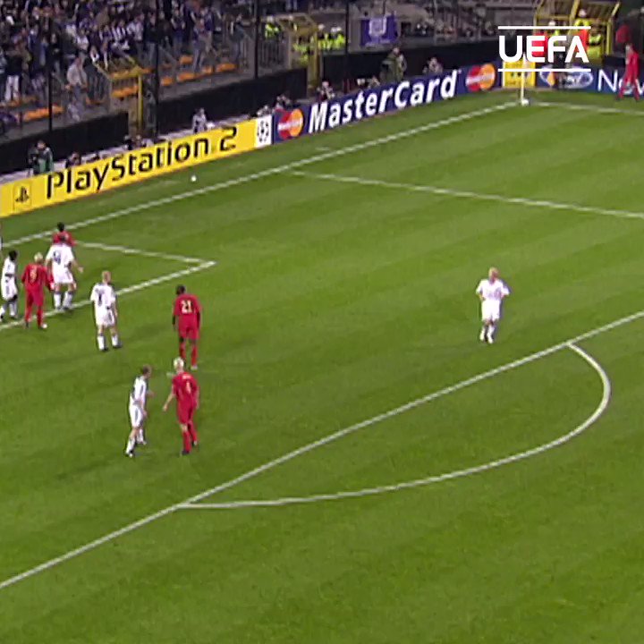 What. A. HIT. Happy Birthday, Djibril Cisse! 