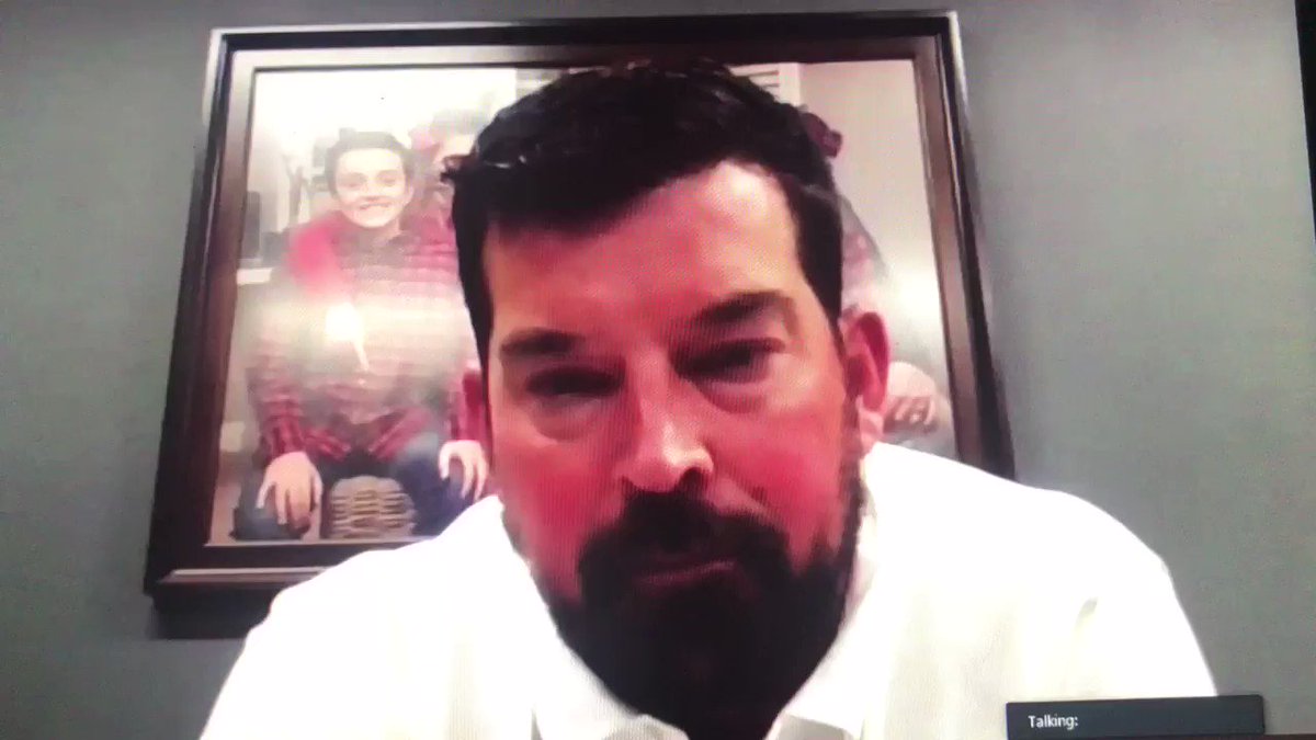 “It’s ‘Team up North’, Lori, please don’t use that word. “
🤣🤣🤣🤣.
Love @ryandaytime
#OhioStatefootball https://t.co/VzoA6bqHju