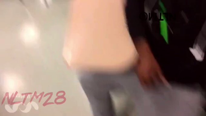 Flashback to when I was in college I got to my next class early and had the room to myself so I made<a href="/tag/b8bro"class="tags"><span>#b8bro</span></a>