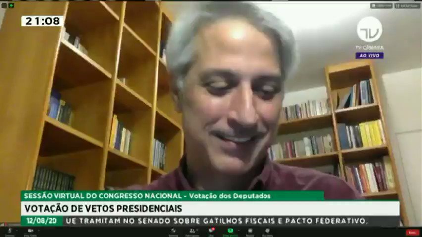 #HistoriadorÉProfissão
#DerrubaVeto10
Aqui na sessão virtual do Congresso, defendo o voto do @psbnacamara pela derrubada do veto 10, do presidente @jairbolsonaro , que impediu a regulamentação da profissão de historiador. Vamos regulamentar a profissão. https://t.co/FSXfcij4V6