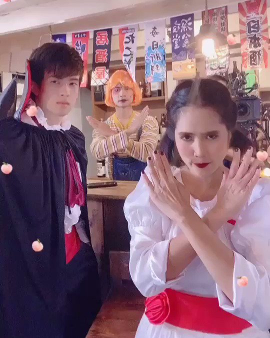 😻😻หนุกหนาน ผีทำใมน่ารัก 💕💕หลีดหน่อย.....เรามาแล้ว🤣😂🤣😂😂 #ดวงตาที่3
Cr. @ohnsri1000 ขอบคุณค่ะ😍😍 #เจมส์มาร์ #jamesm https://t.co/w6ww6P8cQQ