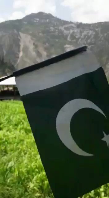 پاکستان سے رشتہ کیا__ لا الٰہ الا اللہ
اسلام کی نسبت سے__کلمے کی نسبت سے
ہم پاکستانی ہیں پاکستان ہمارا ہے 🇵🇰
Love from a Kashmiri
#NeelumValley #Kashmir
#IndependenceDay2020
#سب_سےپہلےپاکستان https://t.co/T07Qp0eFnv
