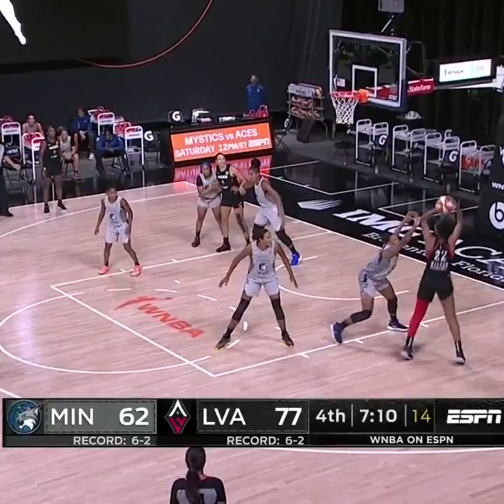 ๐จ Coast-to-coast @crystald2_
@LVAces 77 - @minnesotalynx 68 with 5:30 left in Q4 on @espn https://t.co/cAFaTsaOw2