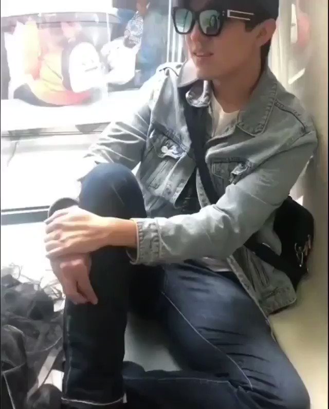 #Repost @zaure0108
...
🥰🥰🥰
・・・
Mister Soon...😎😉
・・・
https://t.co/EeYNVdf37U
#DimashKudaibergen https://t.co/1rJqUQ0qg9