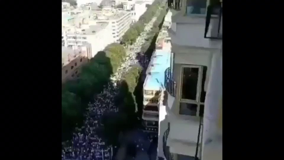 @xu_xiuzhong @ChengxinPan Pay for me too.
Btw, why is this allowed in the land of the oppressed? 😂
#EidMubarak 2019. #Xinjiang. China also has more mosques than the US and Europe combined. #Uyghur https://t.co/3IBgyHaDP4