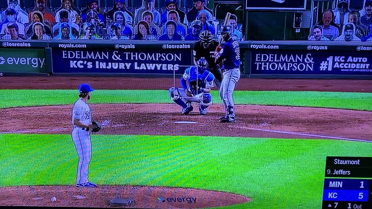 [閒聊] 這顆壞球喔