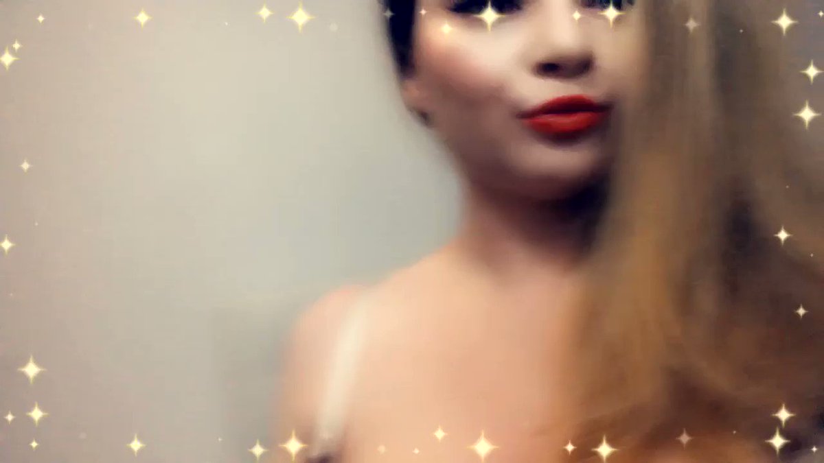 Model - MissBlonde bigtits