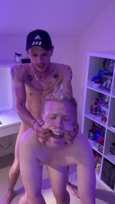 When you fish hook the fucker so he can’t escape your bareback dick! ? Filling @GeorgeLDNXXX with my