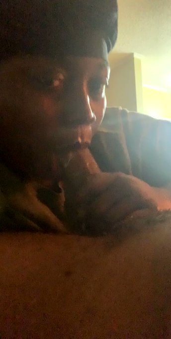 😈💦 https://t.co/j54JFO32Wq<a href="/tag/oldtomenewtoyall"class="tags"><span>#oldtomenewtoyall</span></a>