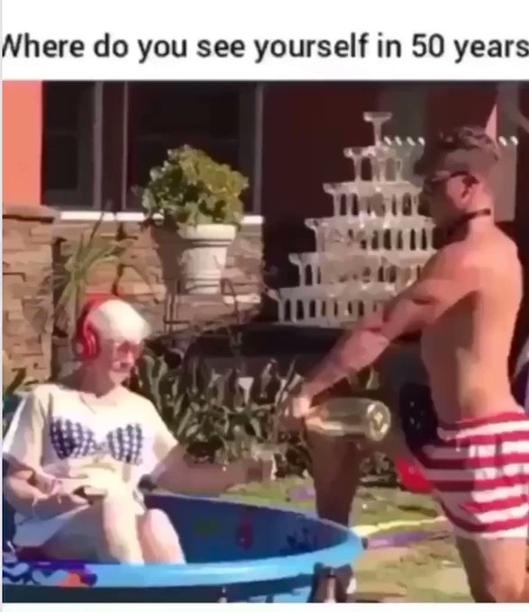 Lol ? but fr tho .... ✨???? https://t.co/rMkMnCBHw5