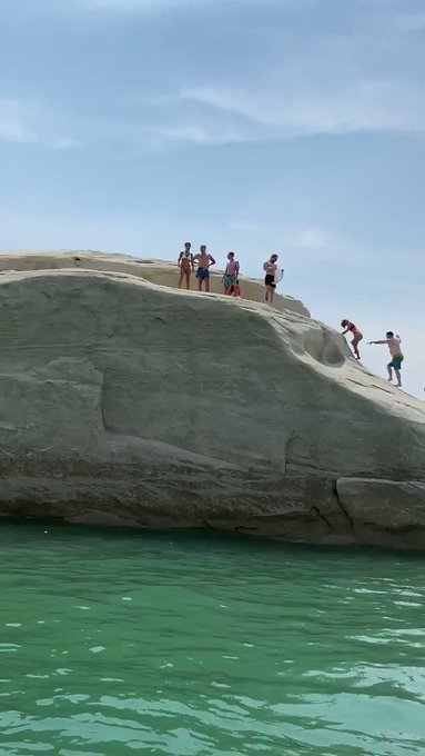 This is the highest cliff I’ve ever jumped off of ? https://t.co/uY4s1ls6ma