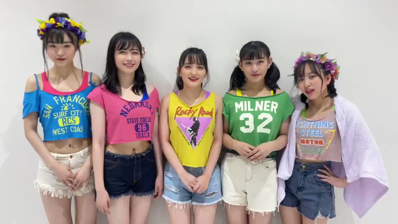 たこ虹 生写真 たこやきレインボーの1st写真集は「100点超えの200点!!」2冊目は