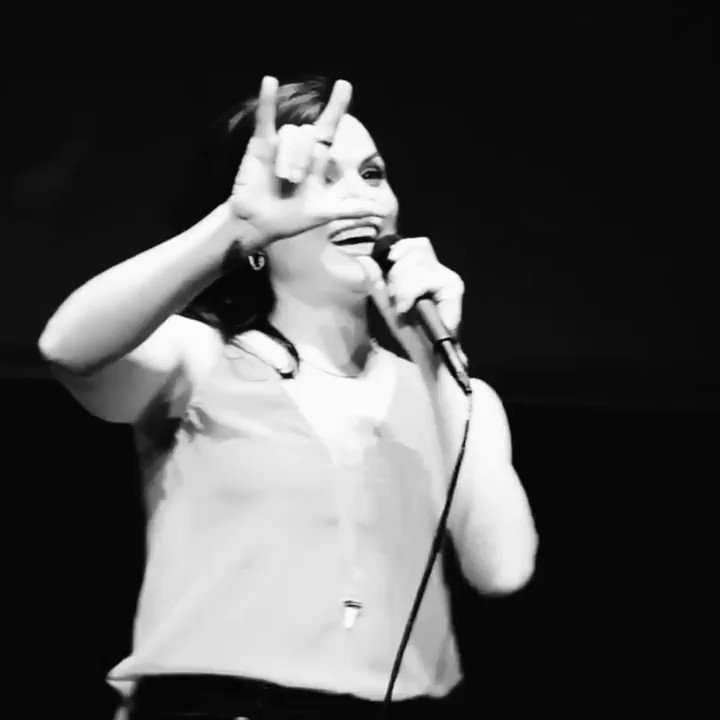 Happy birthday lana parrilla 
