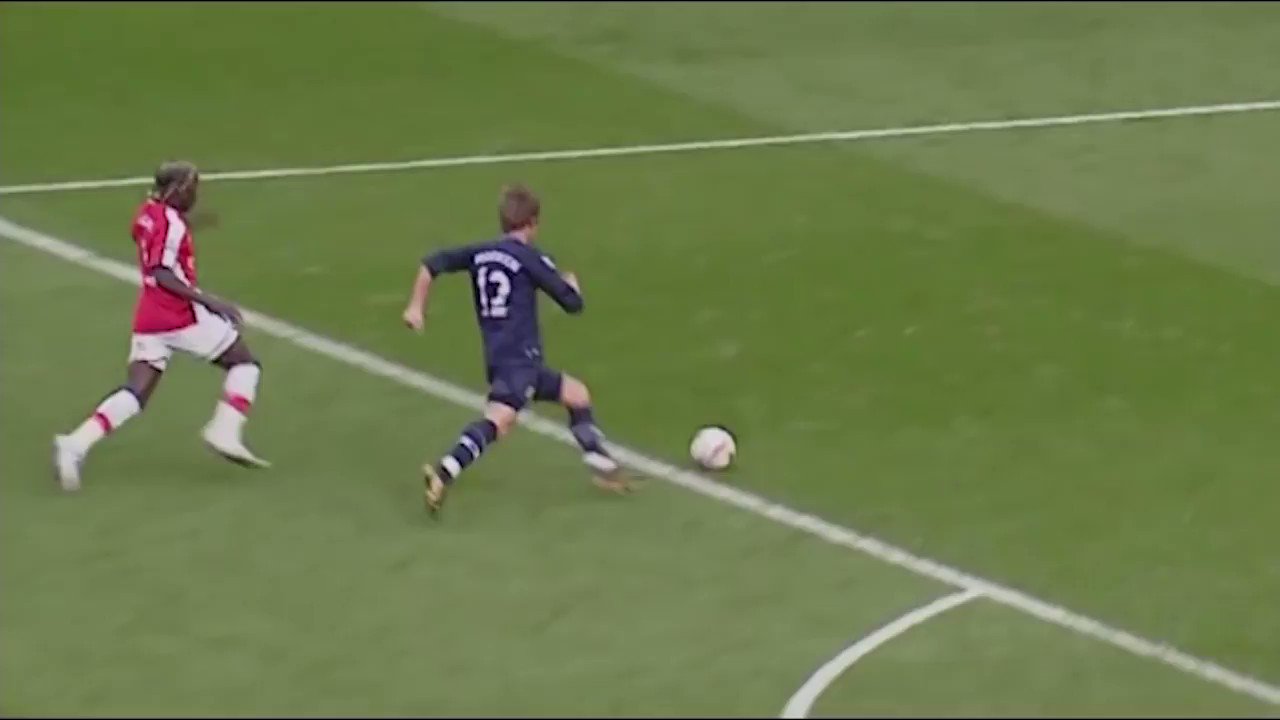 Happy Birthday to Morten Gamst Pedersen. Professional thunderb*stard scorer and truly incredibly diver. 

