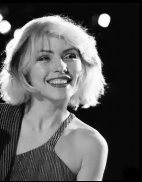 Tim Burgess (@Tim_Burgess) on Twitter photo 2020-09-04 19:54:51 Debbie Harry’s isolated vocals from Heart of Glass Debbie Harry’s isolated vocals from Heart of Glass