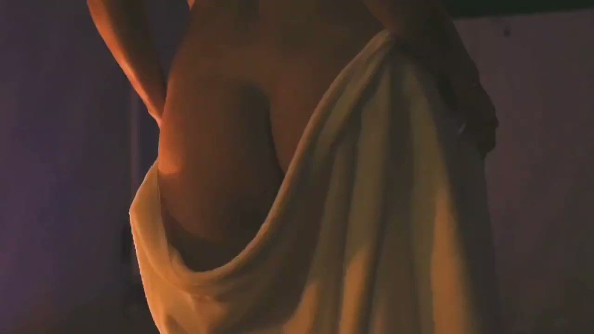 Anna_Hatzi_s video Tweet