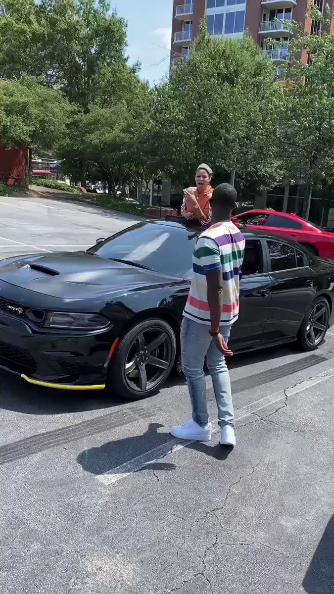 ๐ How It Be When Somebody Pull Up showing off Trying To Race You!๐๐ ft @YesImPrettyVee https://t.co/pBdmXqAimh