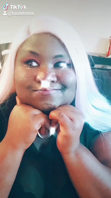 You sure....I mean its HIDEOUS 😭🥶 https://t.co/IhmnbcRa9u<a href="/tag/raven"class="tags"><span>#raven</span></a>