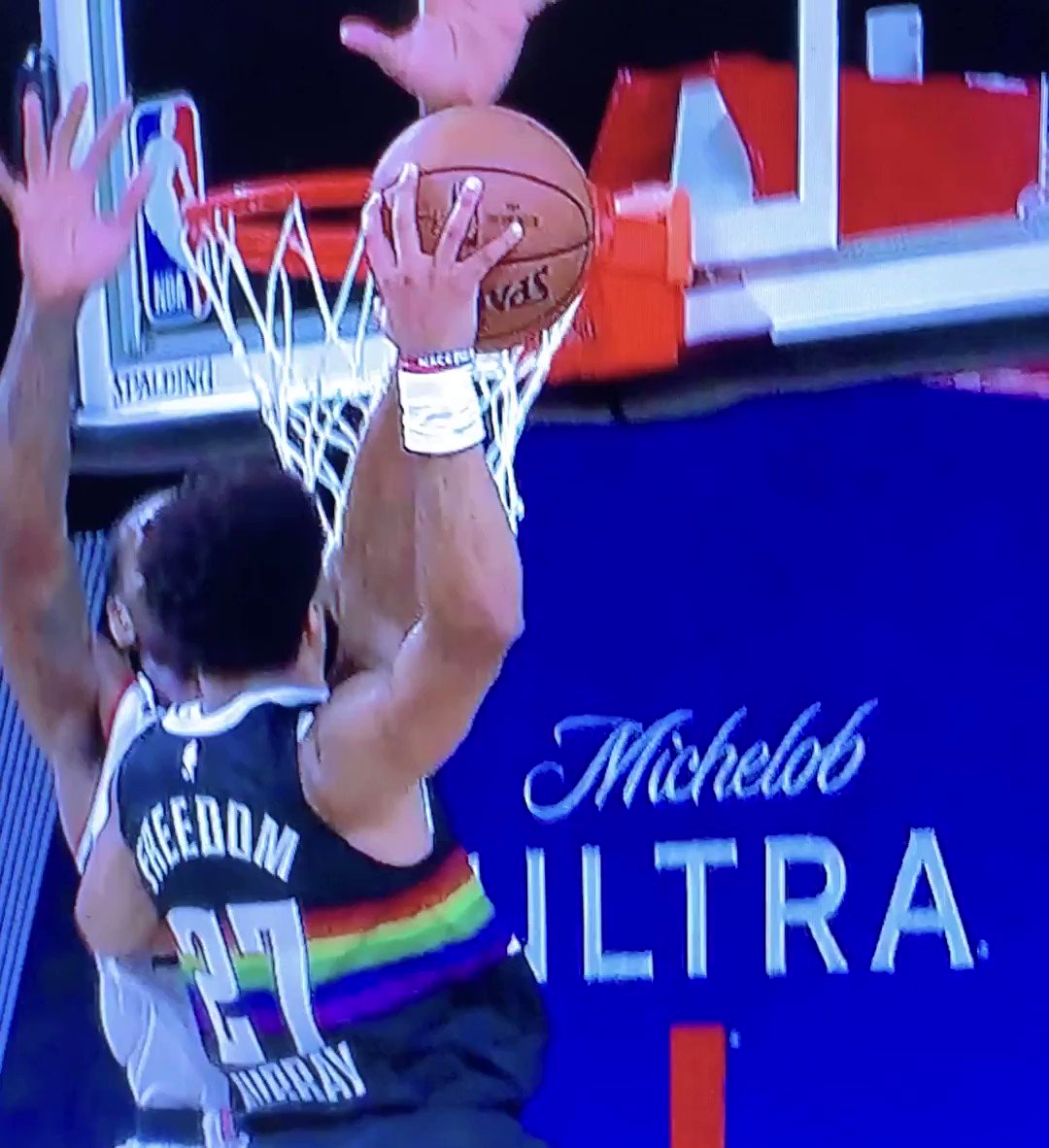 Throwback to when Kawhi blocked Jamal Murray with his middle finger 😭 