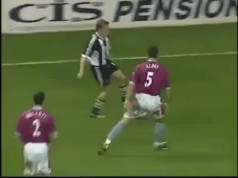 Happy 52nd birthday to Alan Shearer Simply a different beast when it came to finishing, this was special  