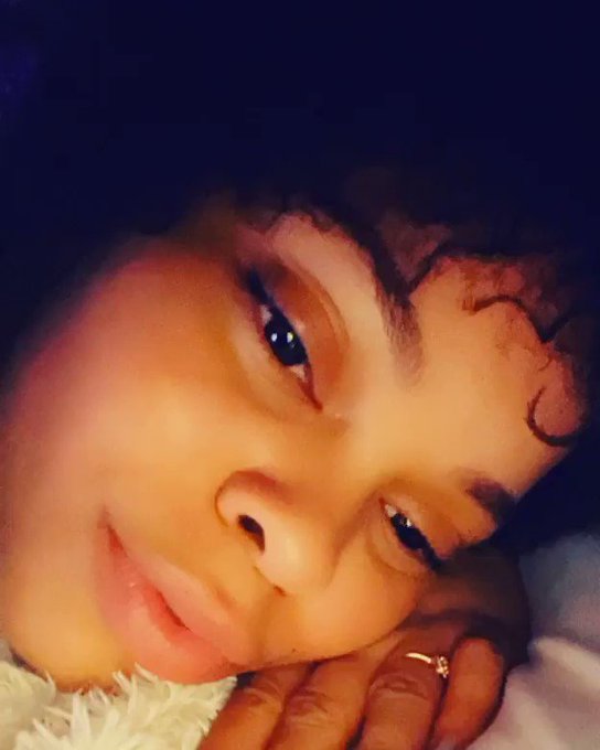 I ❤️ ur face! #BlackGirlMagic #EyesWideOpen https://t.co/3RpvKeesPd<a href="/tag/blackgirlmagic"class="tags">#BlackGirlMagic</a><a href="/tag/eyeswideopen"class="tags">#EyesWideOpen</a>