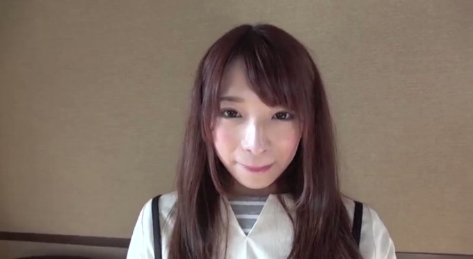 エロい雰囲気は全く出さず、マジメに見えます
しかしHすると豹変！
超スケベなイキたがりのドM女でした！
おっぱいは張りがあり、乳輪も薄く、乳首も小さめであまり遊んでない感じ
ケツはどっしりとデカ尻でバックで突くと堪りません！
真面目な外見とのギャップが最高です💓 https://t.co/eakzhb7vgB