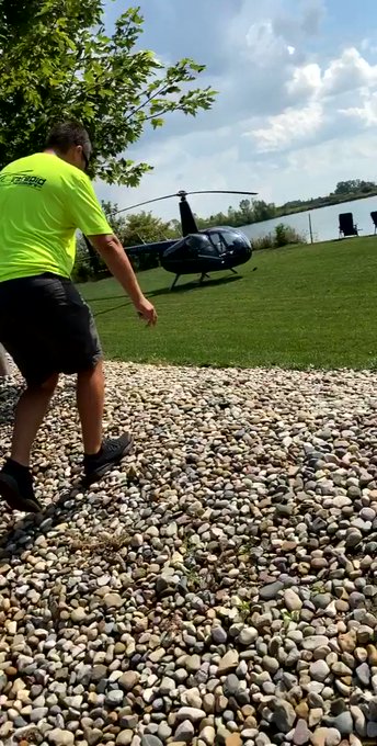 👋🏽 need to get away #HELICOPTER #getaway https://t.co/DlLyTgyPnN<a href="/tag/helicopter"class="tags">#HELICOPTER</a><a href="/tag/getaway"class="tags">#getaway</a>