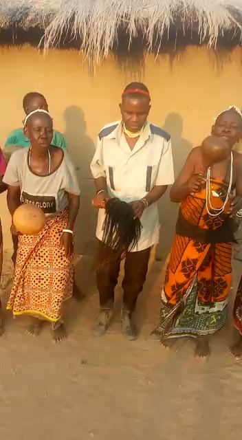 Ikkalasi ham uning pornosiga kirdi