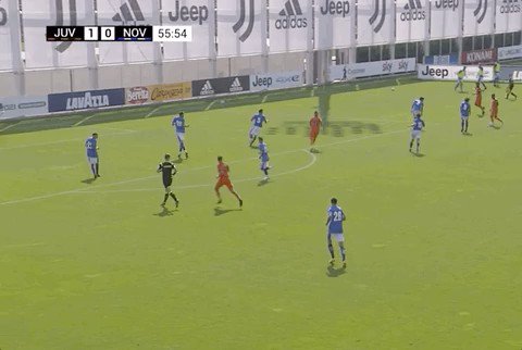 โฝ๏ธ @douglascosta โก๏ธ @aaronramsey โก๏ธ โฝ๏ธ๐๐
#JuveNovara
#ForzaJuve https://t.co/IneKSNNgDf