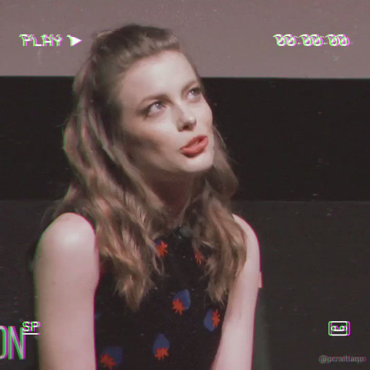 Happy birthday to gillian jacobs hope nobody will britta\d her birthday
