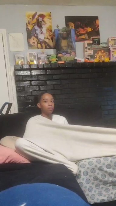 Late but it's still #tittytuesday https://t.co/HTJ6zGDo9k<a href="/tag/tittytuesday"class="tags">#tittytuesday</a>