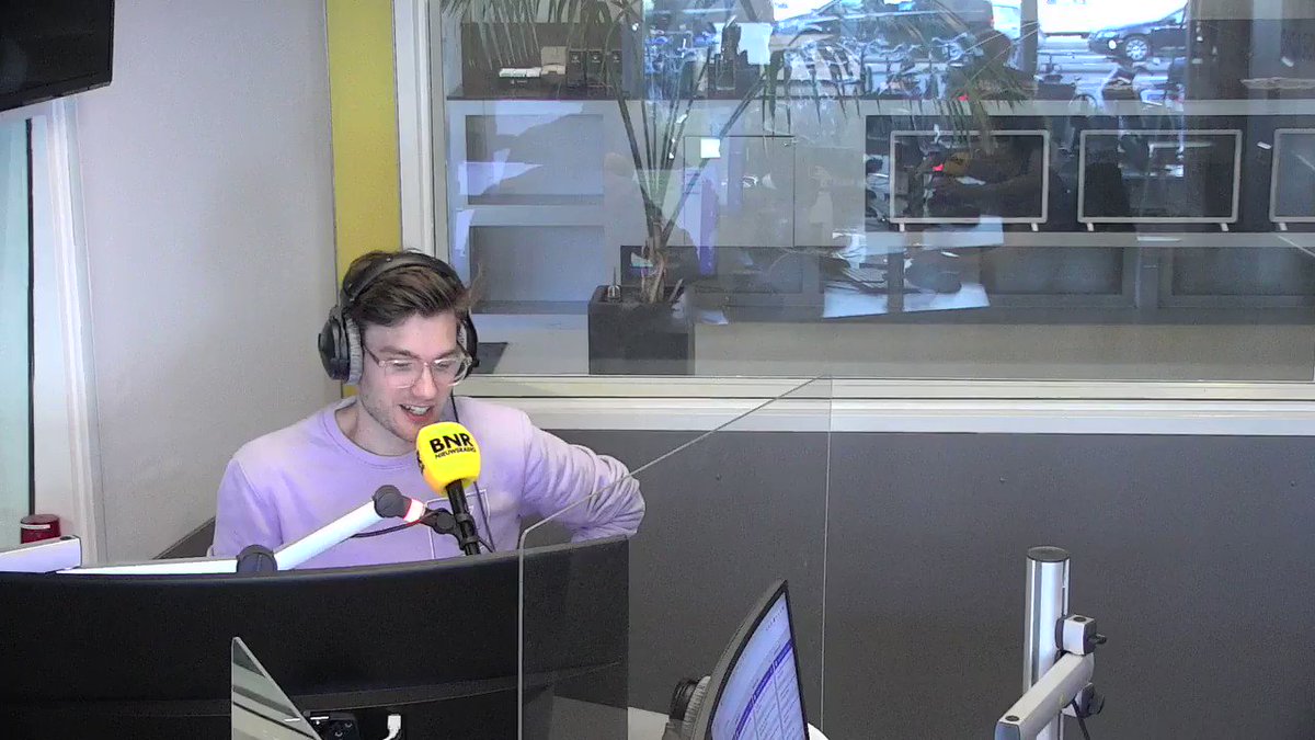 RIVM wilde rapper Bizzey 100.000 euro betalen
als hij coronamaatregelen zou gaan promoten 🤔 https://t.co/9URG1IeyGU | #persconferentie #coronamaatregelen https://t.co/8XskufDhJr