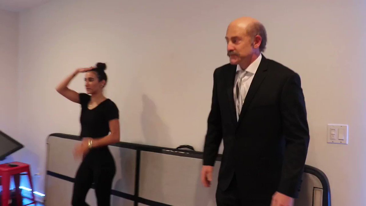 jason nash (@jasonnash) on Twitter photo 2020-09-18 20:16:15 New YouTube video! I dressed up as @DrPhil ! tinyurl.com/y5h8dvzc New YouTube video! I dressed up as @DrPhil ! tinyurl.com/y5h8dvzc