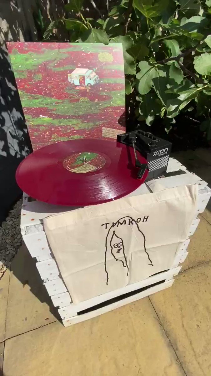 🍂s҉O҉O҉z҉ 🍂 (@soozworld) on Twitter photo 2020-09-19 13:37:17 green tea & @lamaraba 🎶 in the garden under the fig tree 💚 gorgeous mulberry vinyl from @dinkededition & @residentmusic @ogenesisrecords @Tim_Burgess green tea & @lamaraba 🎶 in the garden under the fig tree 💚 gorgeous mulberry vinyl from @dinkededition & @residentmusic @ogenesisrecords @Tim_Burgess
