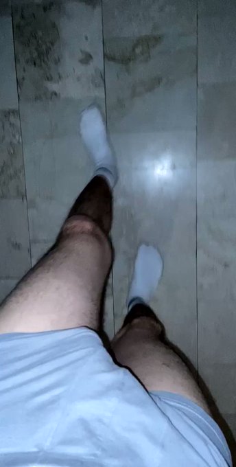 My flatmates really are lucky to have me ? https://t.co/sB8HcMbKeo