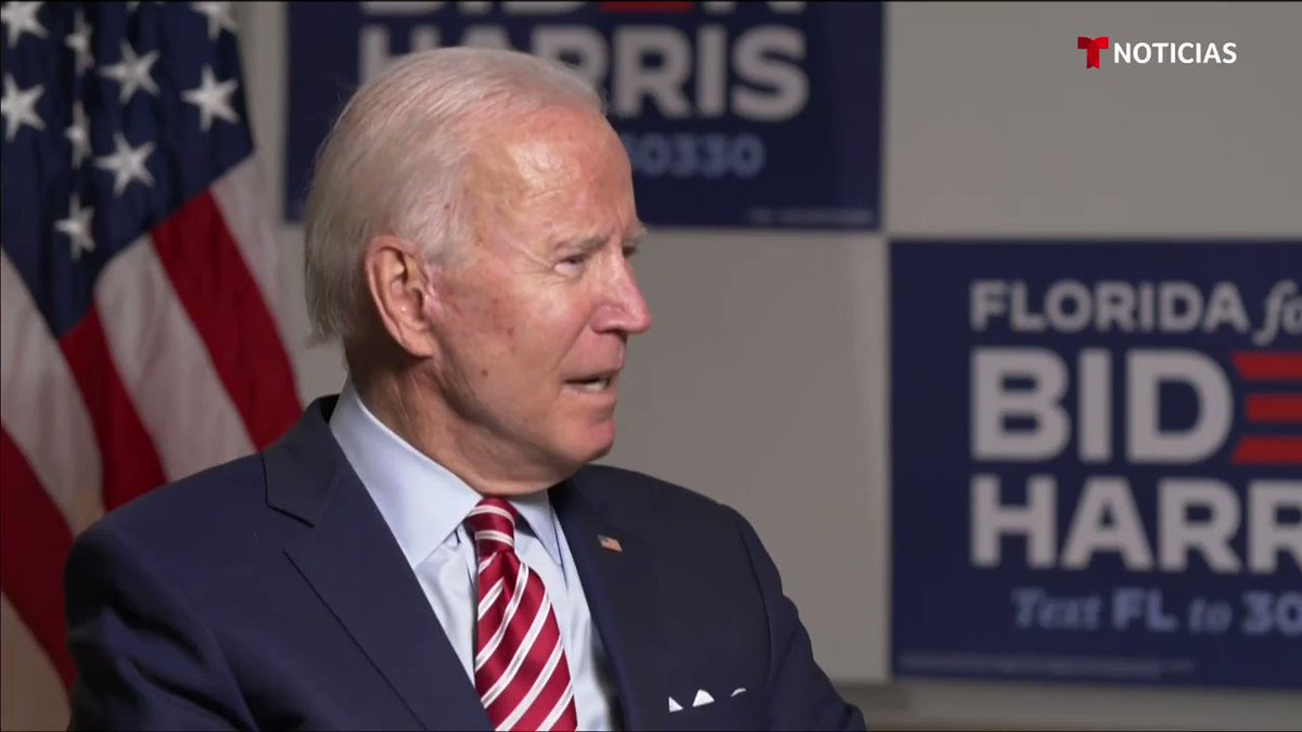 What is happening here in this interview w/ @JoeBiden? After he says heβll freeze deportations once becoming president, he tells someone off camera, βI lost that line.β Telemundoβs @jdbalart then tells him βWe can talk you and I on that.β
JosΓ©, was he reading his responses? https://t.co/Yoausx0zTr