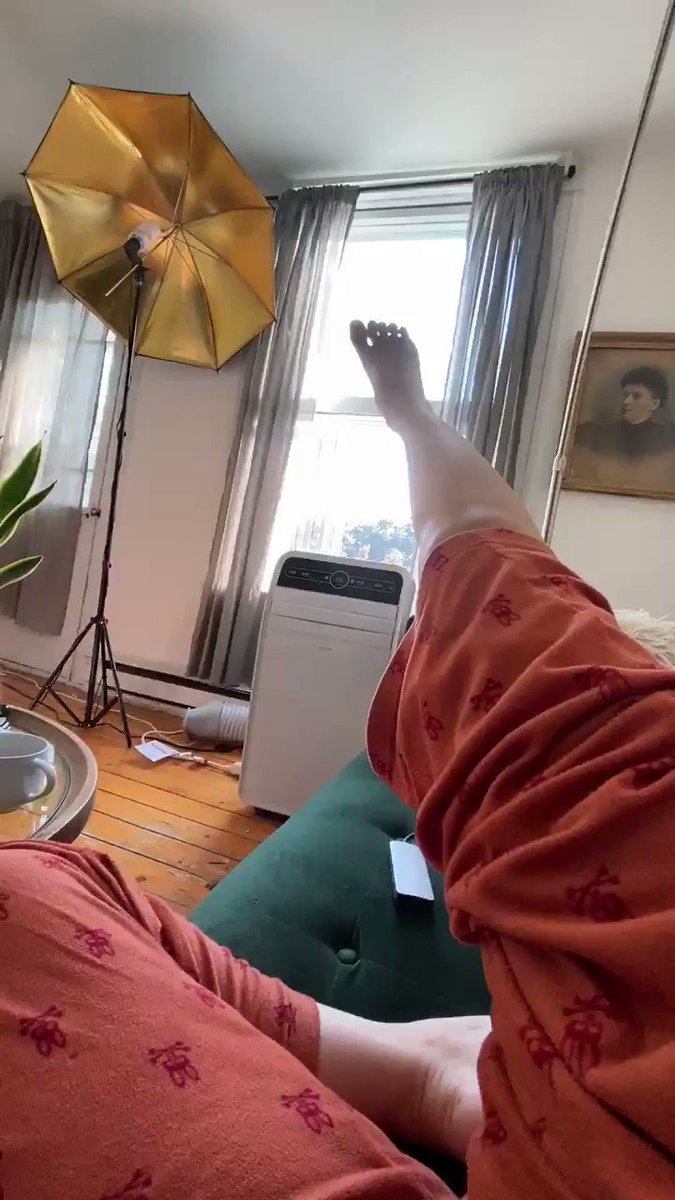 Quinn Finite on Twitter "rate my toes…(04)