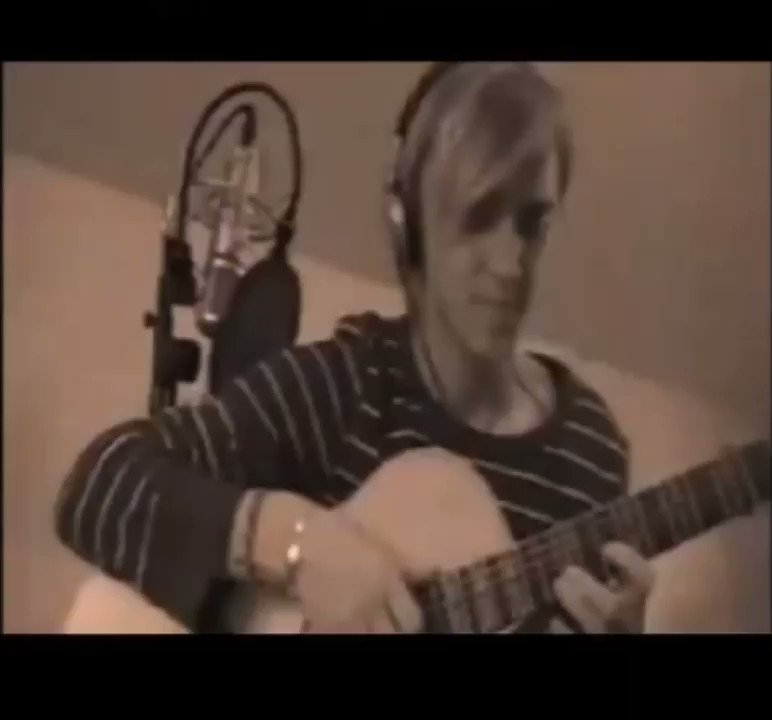 Y\all heard the song but have u ever saw tom felton singing this song happy birthday   