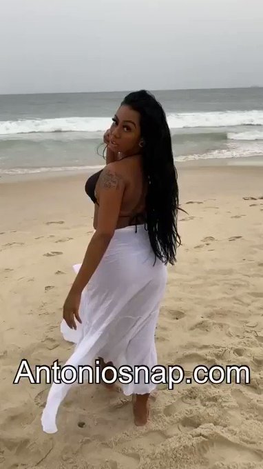 بمناسبة العيد الوطني 20% عرض خاص جبت ليكم السمرا النار دي شوفون المكاوي و شوفون الدلع و شوفون جمالها