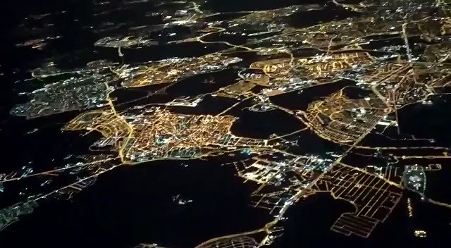 #BuenosDías aviadores 🙋🏻♂️
🇪🇸 Comenzamos la jornada con este vídeo de dos #Poker del #EjércitodelAire, regresando de una misión del ejercicio #Sirio2020 en el día de ayer. #SomosElAire @Defensagob https://t.co/1Lu2hgQrTS