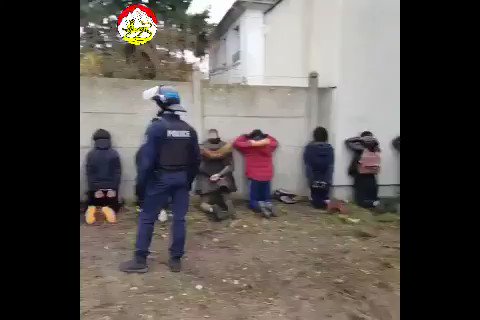⚡️🇫🇷 Аресты во Франции. Покажите это членам ООН и им подобным сердобольным которые так пекутся о народе 🇧🇾Беларуси. https://t.co/uOHW0YGzCo