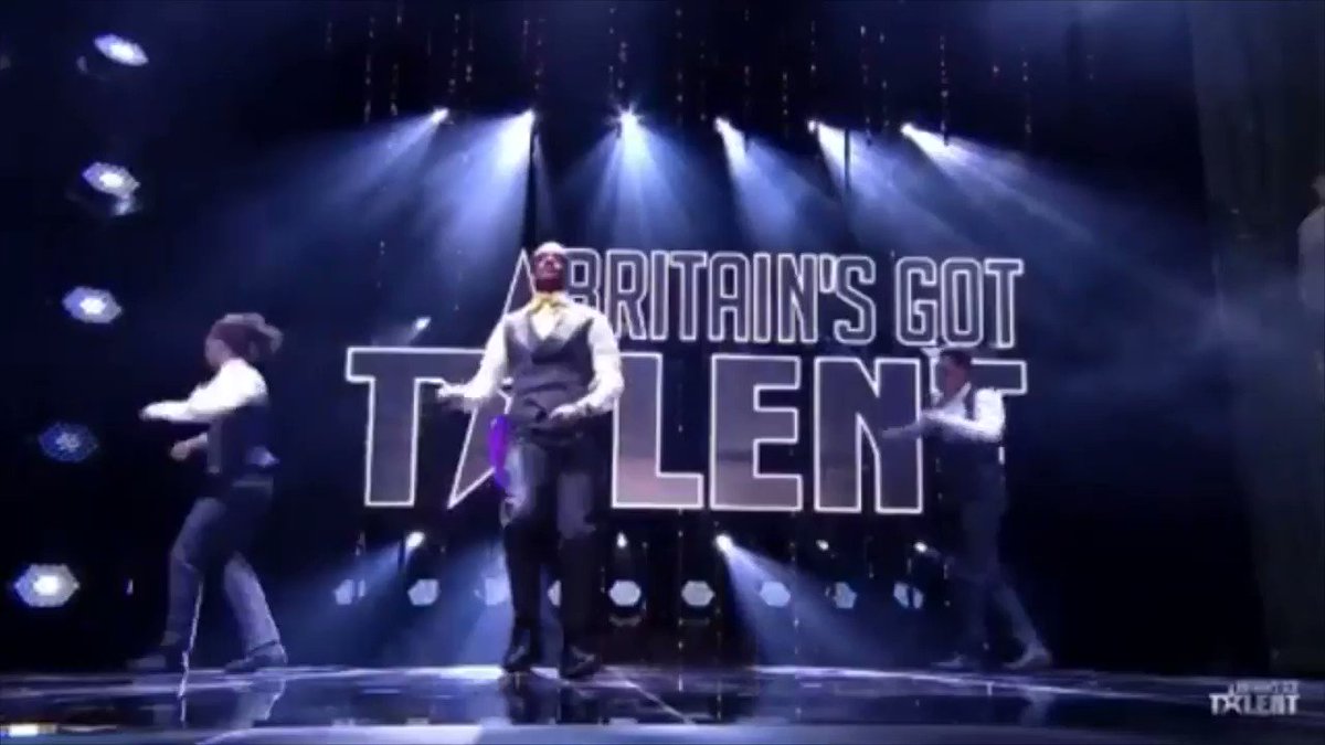 YES!!! That is our incredible JAHREL THOMAS flipping across the TV screen! 👊
#thursdayshoutout #thursdaytalent #talent #acro #tv #dancer #artist #perform #stage #savethearts https://t.co/MSOyDQrKFs