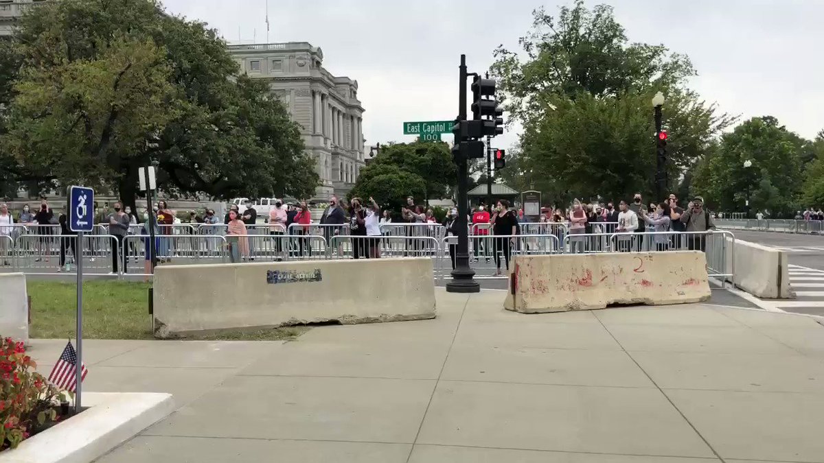 Chants of “Vote him out!” and “Honor her wish!” outside the Supreme Court as the president arrives https://t.co/lys9EqBuNs
