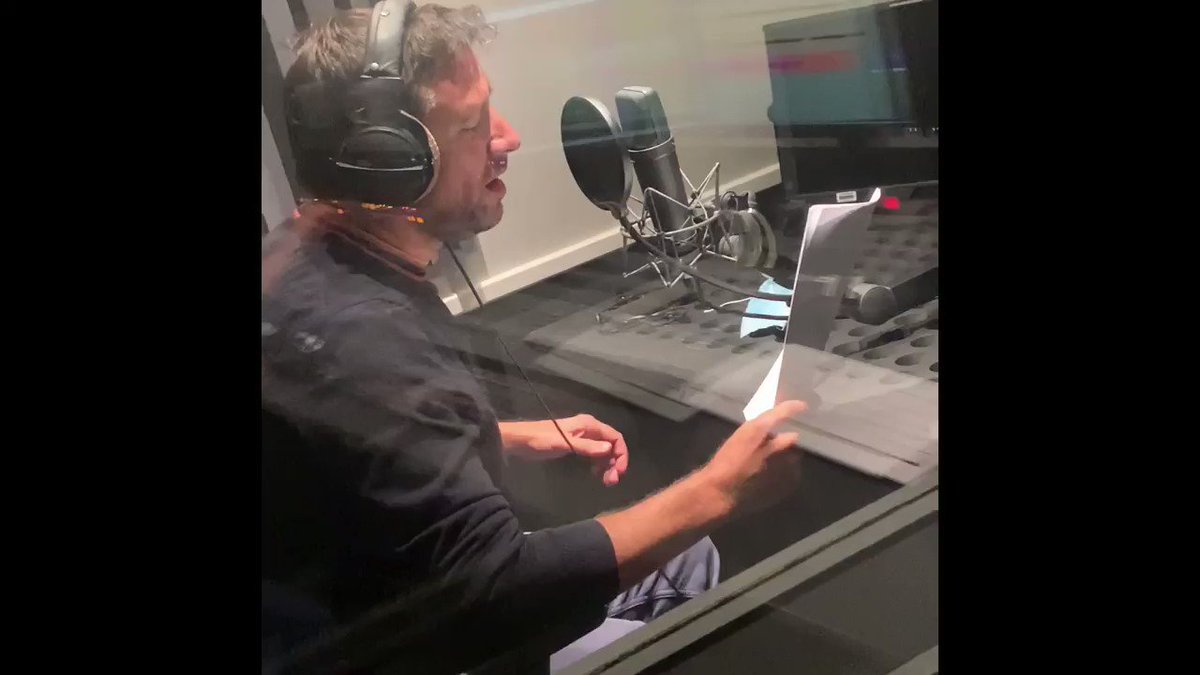 🚨Les choeurs de l’@AfterRMC !
Attention aux oreilles ça pique ! 🔈👂
Voici les « choristes »
@gilbertbrisbois @HoussemLou @jeyraumeTHOMAS et @PVexiau
➡️Follow pour d’autres vidéos et extraits de l’After foot https://t.co/Xpw4DyUFBI