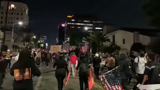Graphic: A BLM protester in Los Angeles who shut down the road with a large mob got hit by a truck. https://t.co/tqF14CN4WP