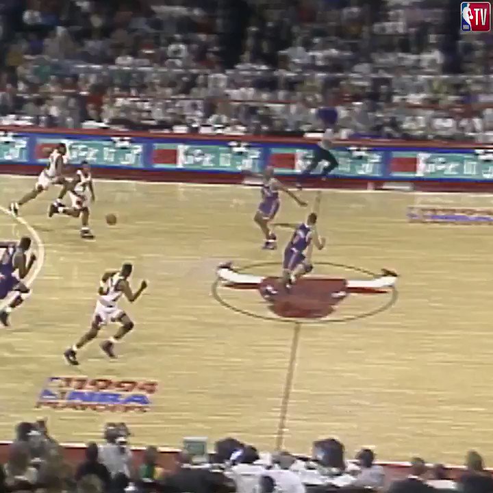 Happy Birthday to 6x champion and Patrick Ewing s father Scottie Pippen 