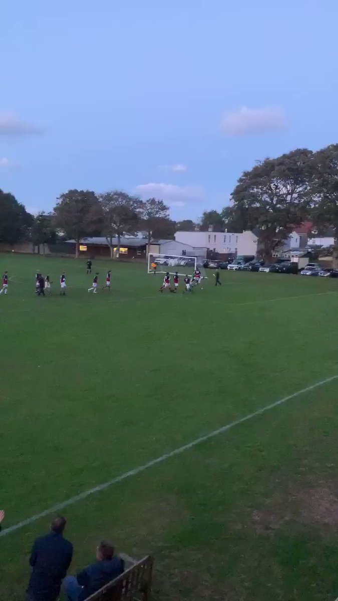 Superb match OE v College 1st XI College boys win for the first time since 2013! Fantastic performances, from our keeper and another keeper playing upfront who scored 4 goals! #community #teamwork https://t.co/K7bYWGERgO