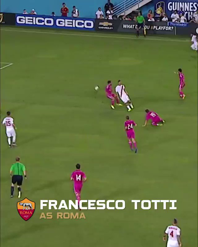 Happy birthday to the one and only Francesco Totti! 
