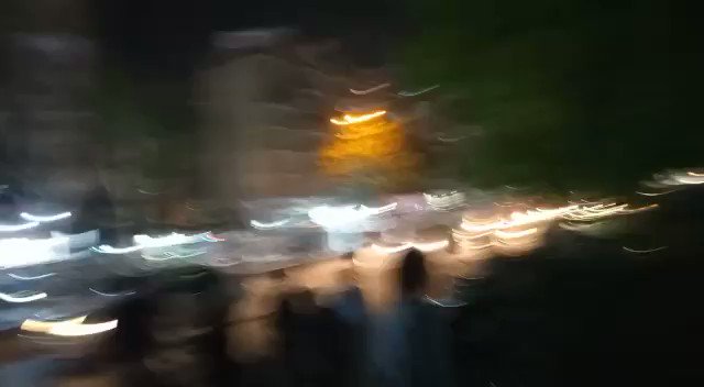 #Karachi: Stand off between 2 religious groups in Gulistan-e-Johar at Perfume Chowk.
Panic in the area after aerial firing.
This issue was allegedly triggered by #Sindh Police on Monday. #KHIAlerts https://t.co/MPcvr3zagZ